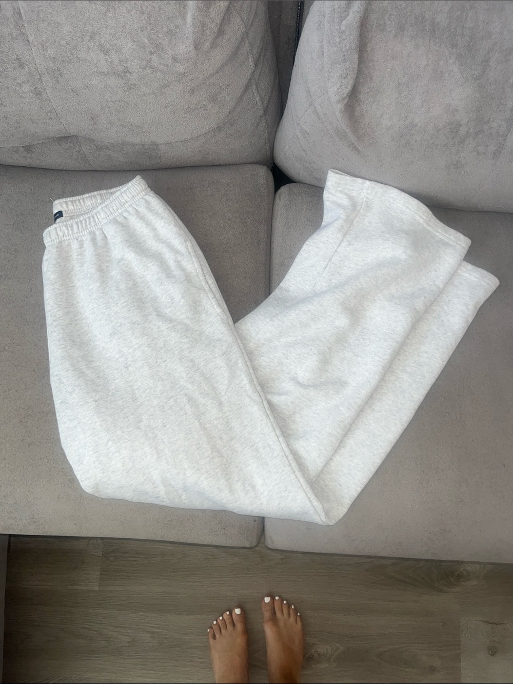 Brandy Melville Light Gray Straight Leg Sweatpants
